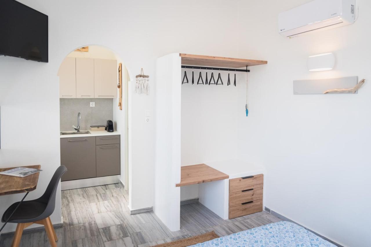 Navi A2 Brand New In Naousa (Paros)