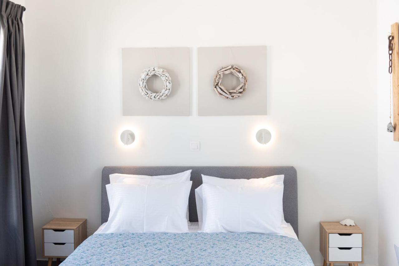 Navi A2 Brand New In * Naousa (Paros)
